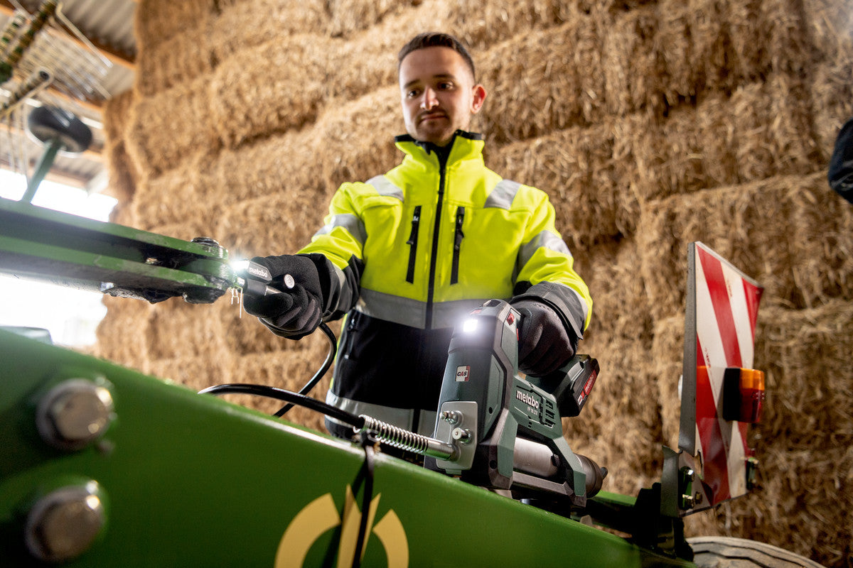 Buy Metabo | Cordless Grease Gun FP 18 LTX | 600789850 from Power Tool Services - Image 4 | Best Price