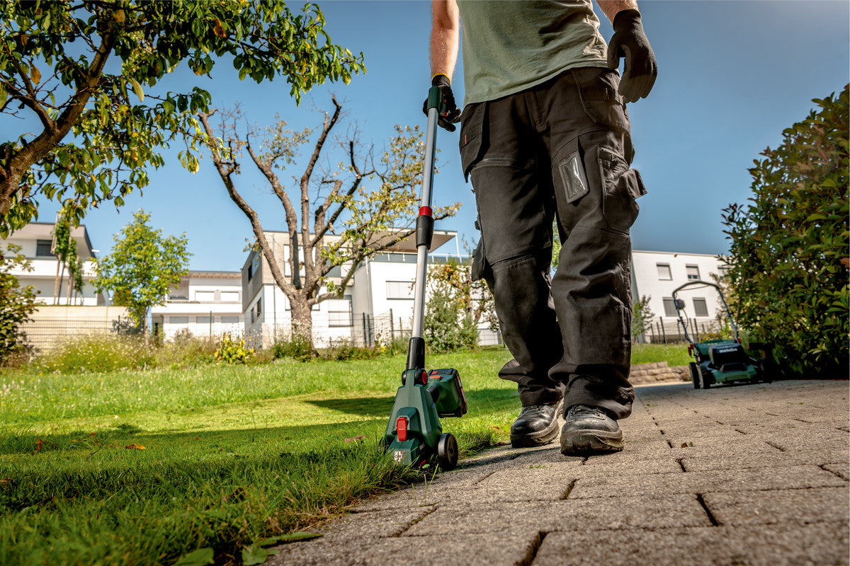 Buy Metabo | Cordless Shrub And Grass Shears SGS 18 LTX Q | 601609840 from Power Tool Services - Image 4 | Best Price