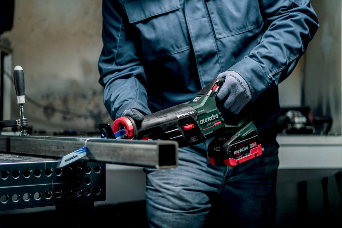 Metabo | Cordless Brushless Sabre Saw SSEP 18 LT BL | 601617850 5 - Power Tool Services
