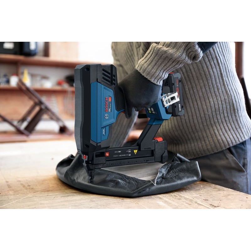 Bosch PRO Cordless Narrow Crown Stapler GTH18V-38-2M 0601482D00
