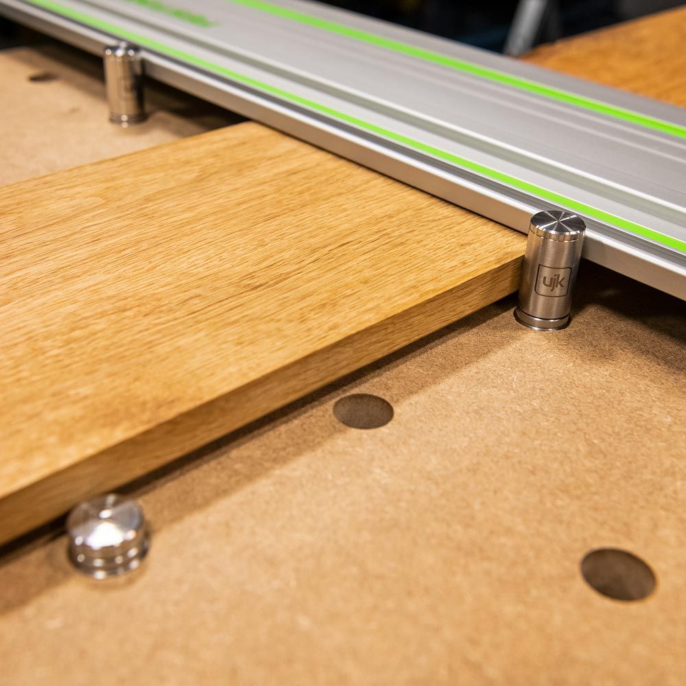 UJK Expanding 20mm Dogs 40mm Height 2 - Power Tool Services