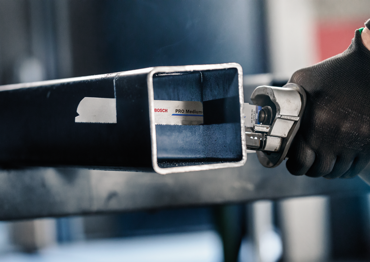 Bosch PRO Medium-Thick Metal precise S1137BEF Blade, 1.1 x 25 x 225 mm, 5 pcs 2608658994 11 - Power Tool Services