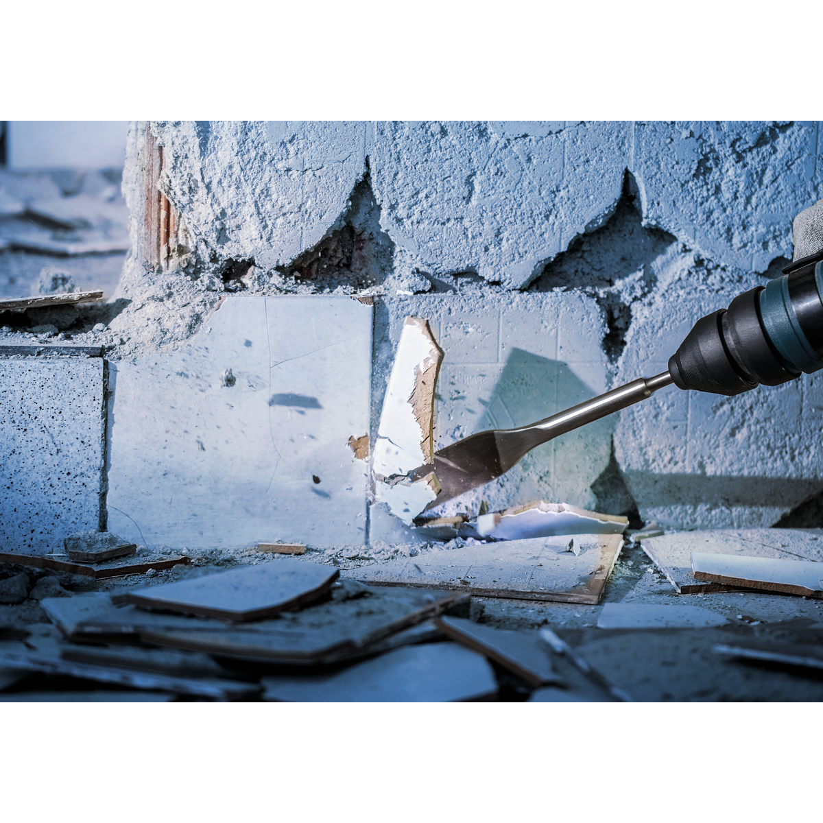 Bosch PRO SDS plus-5C Tile Chisel, 40 x 260 mm 2608690572 10 - Power Tool Services