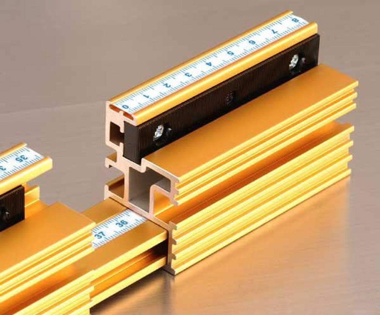 Buy Incra Metric 457mm to 787mm Telescoping Flip Fence from Power Tool Services - Image 3 | Best Price