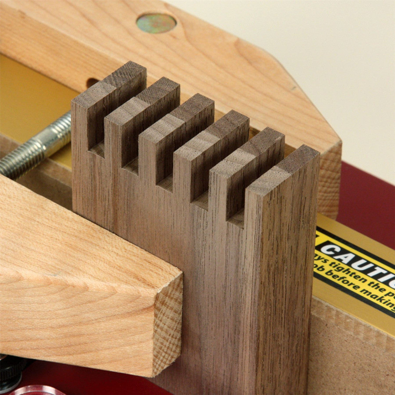 Buy Incra I-Box Jig for Box Joints from Power Tool Services - Image 5 | Best Price