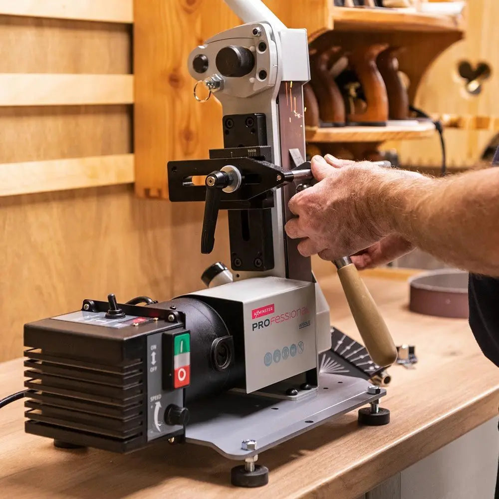 Axminster Professional Ultimate Edge V/Speed Sharpening System – 230V 4 - Power Tool Services