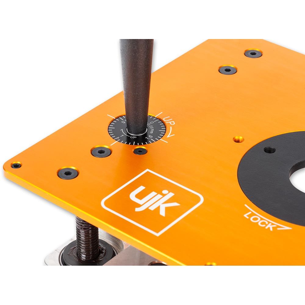 UJK Router Lift 7 - Power Tool Services