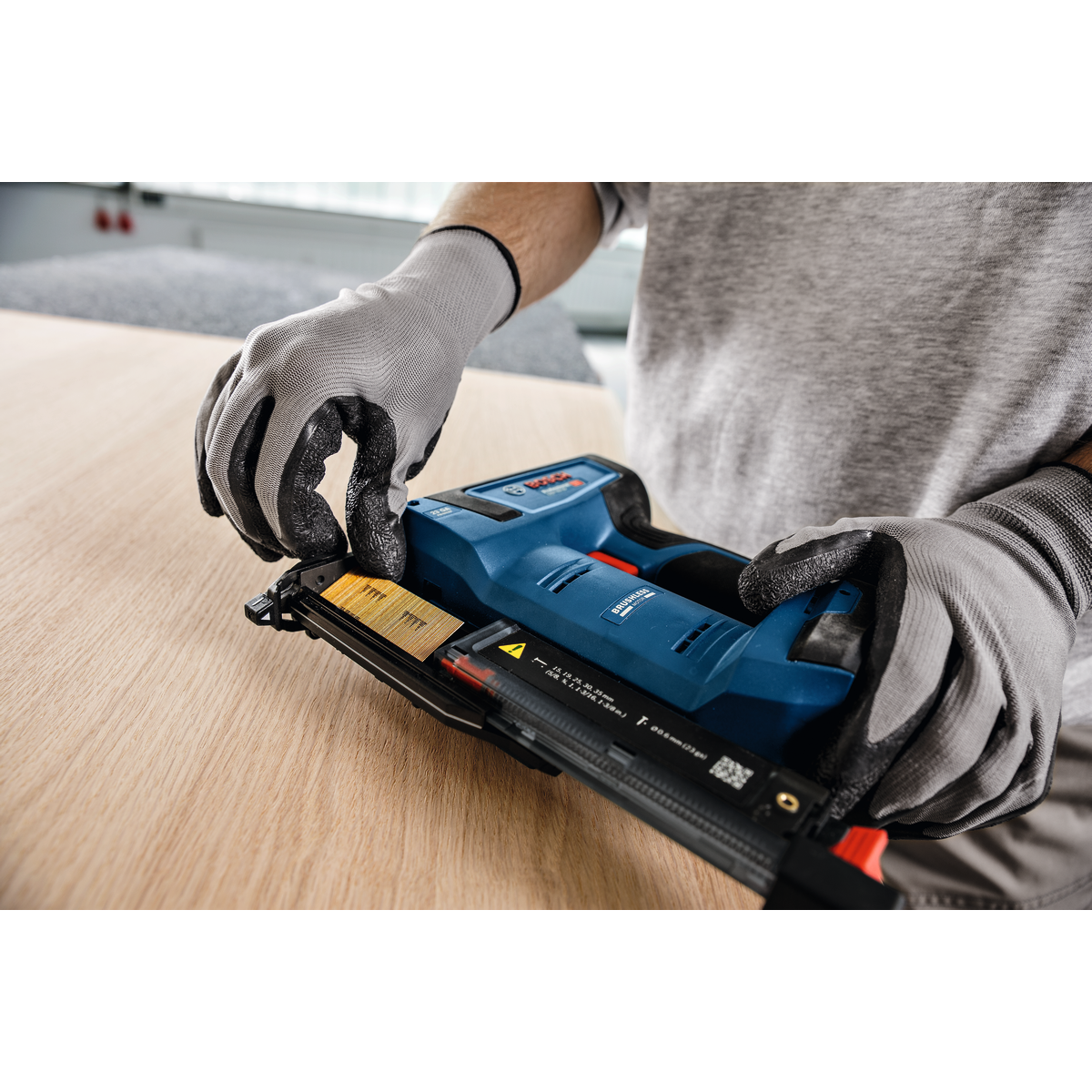 Bosch Professional Cordless Wood Nailer GNH 18V-35 7 - Power Tool Services