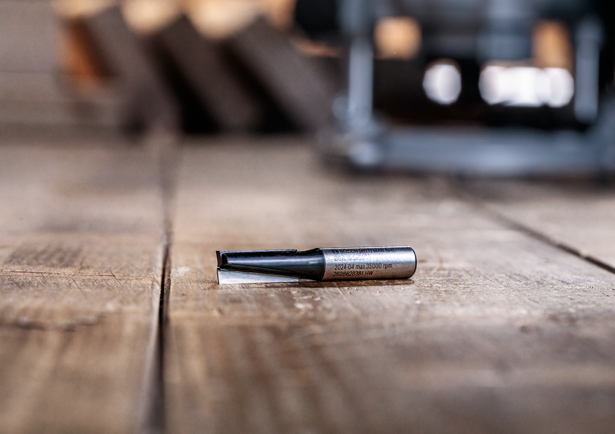 Bosch PRO Router Straight Bit, Two Flutes, Ø 3/8″ x L 49/64″, Shank 1/4″ 2608628412 6 - Power Tool Services