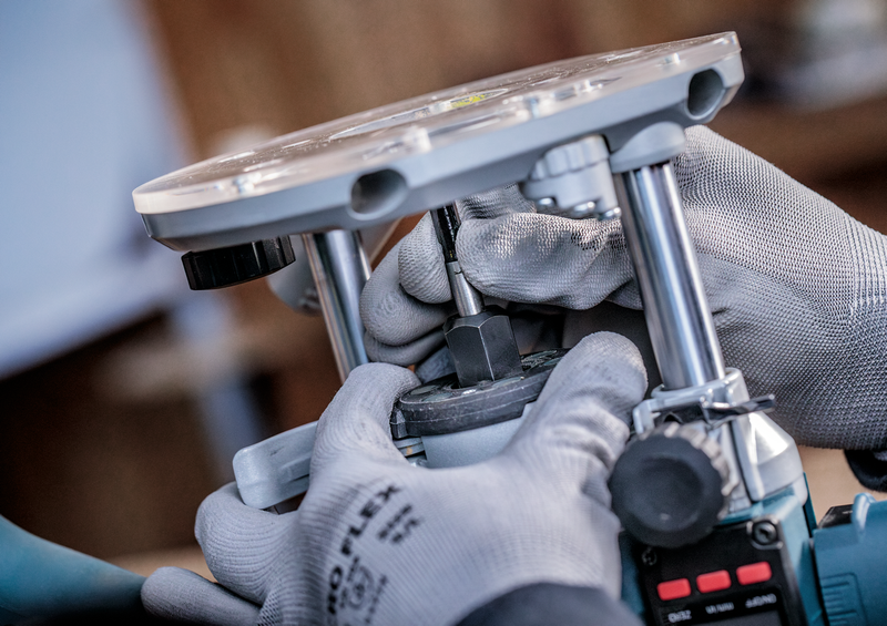 Bosch PRO Router Straight Bit, One Flute, Ø 3/16″ x L 31/64″, Shank 1/4″ 2608628428 6 - Power Tool Services