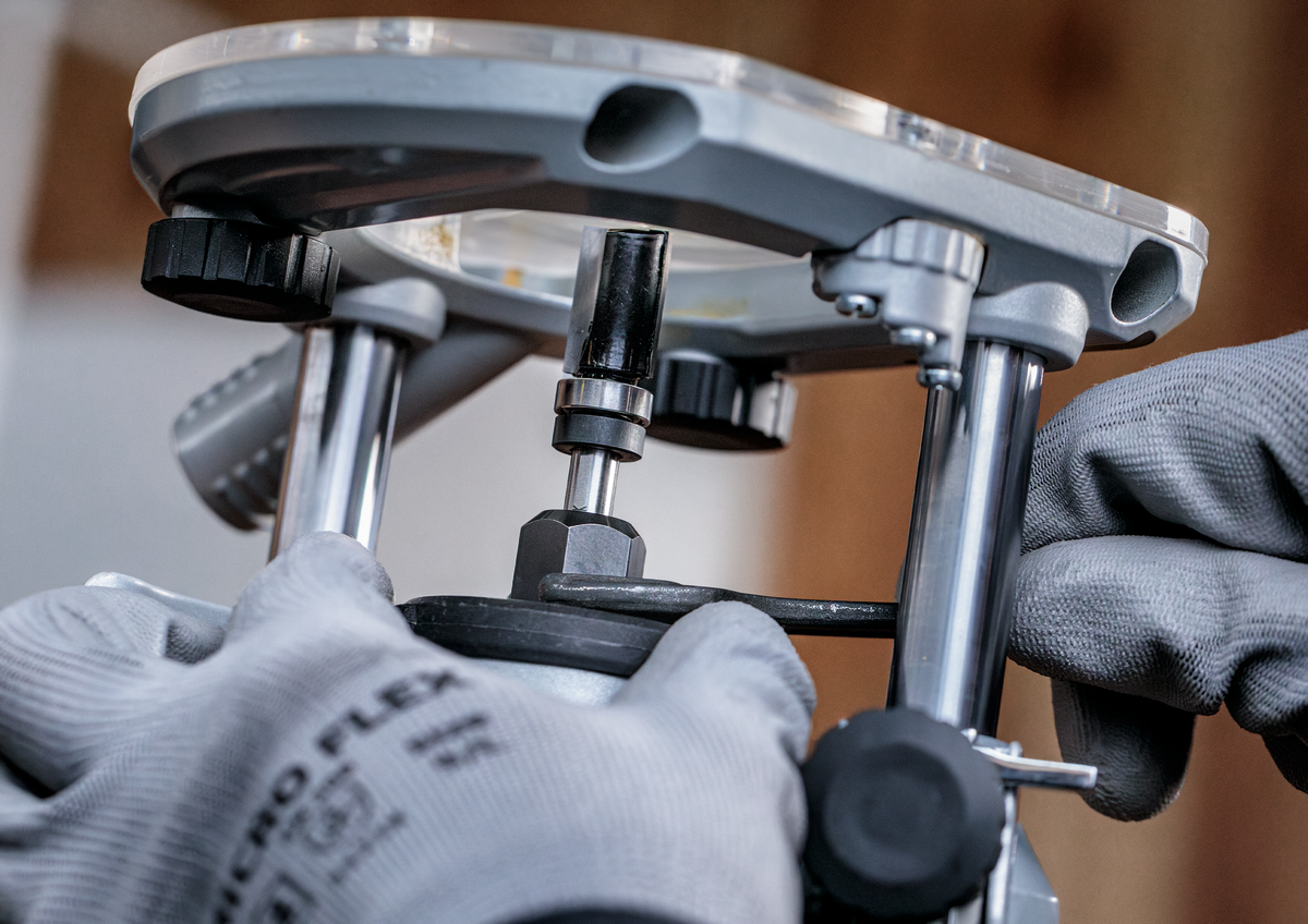 Bosch PRO Router Bit Bottom Bearing Flush Trim, Ø 1/2″ x L 1/2″, Shank 1/4″ 2608628637 6 - Power Tool Services