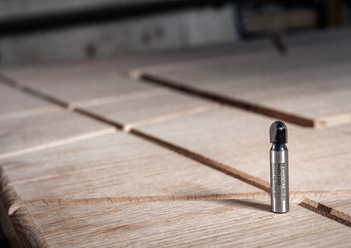 Bosch PRO Router Bit Core Box, R 5/16″, Shank 1/4″ 2608628633 4 - Power Tool Services