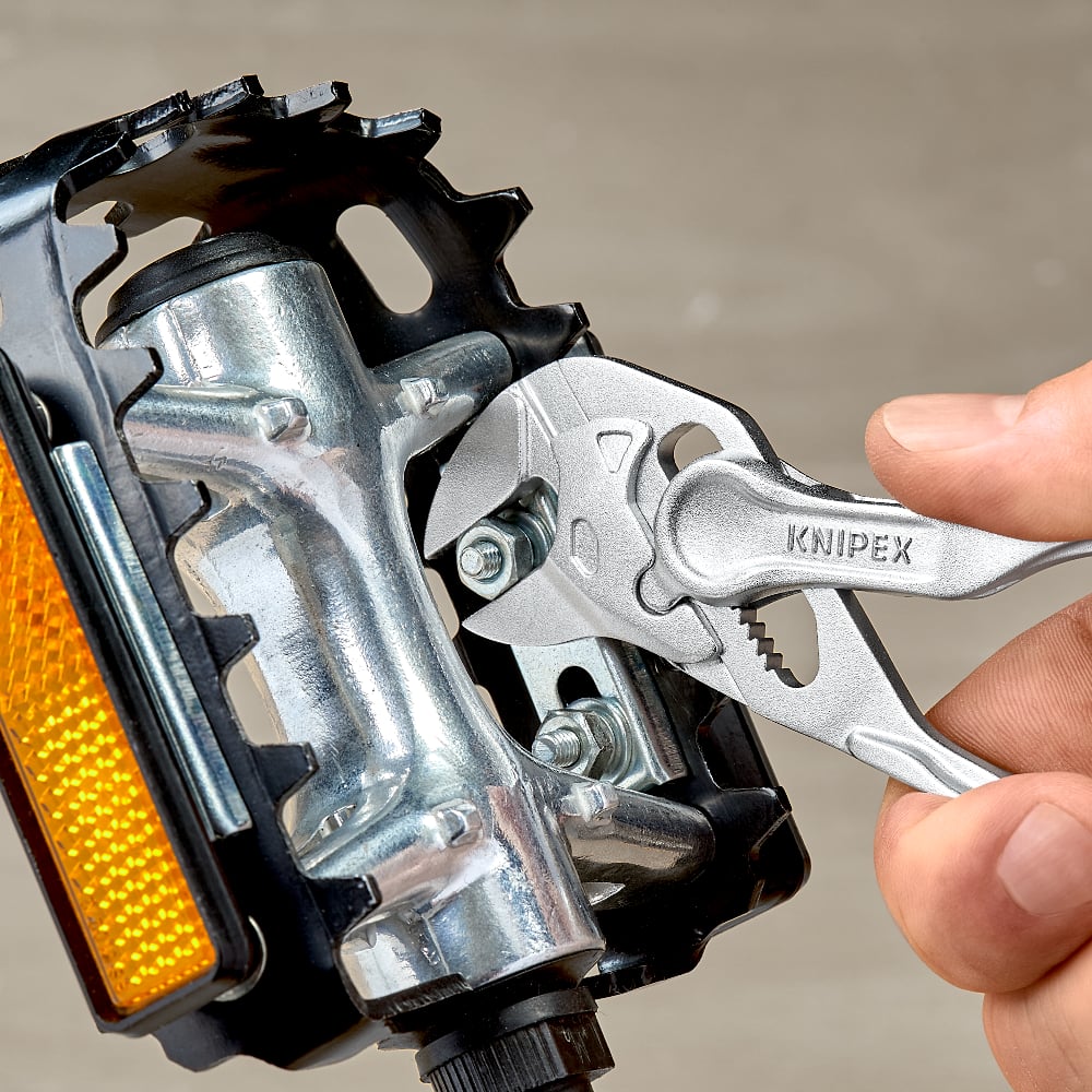 Pliers Wrenches XS Pliers and a wrench in a single tool 86 04 100 20 - Power Tool Services