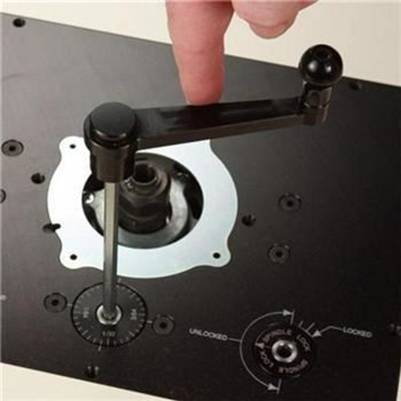 INCRA Mast-R-Lift II (Metric) 4 - Power Tool Services