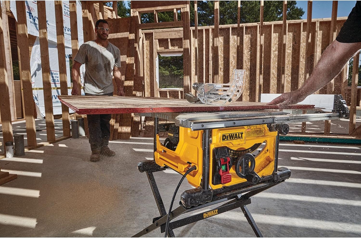 Dewalt Compact Table Saw 210mm DWE7485RS-QS 10 - Power Tool Services