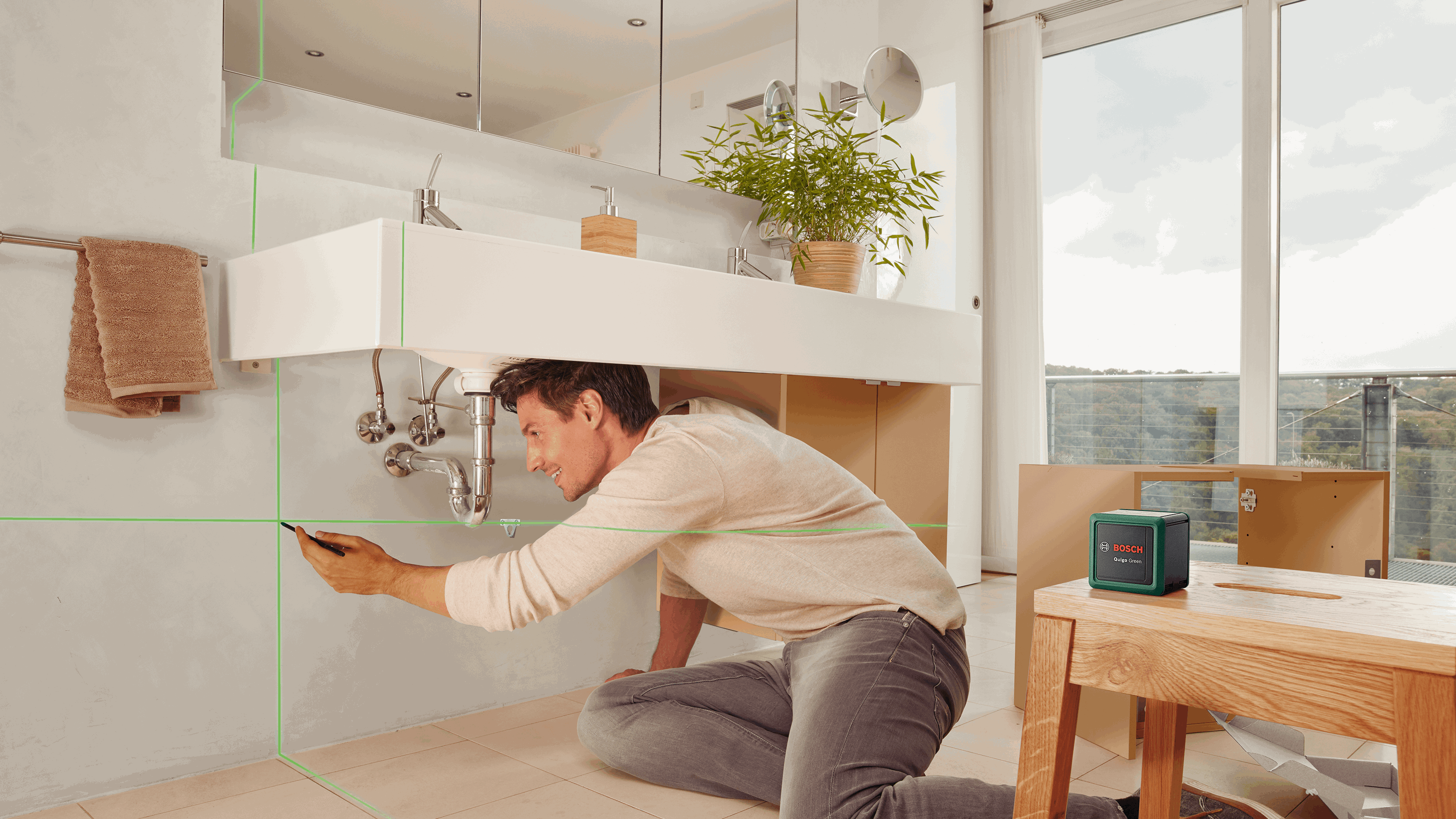 Buy Bosch DIY Quigo Green Cross Line Laser 0603663C02 from Power Tool Services - Image 6 | Best Price