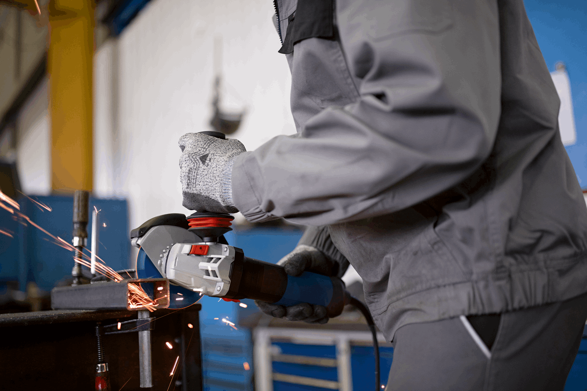 Buy Bosch Professional Angle Grinder GWS 17-125 S 06017D0300 from Power Tool Services - Image 5 | Best Price