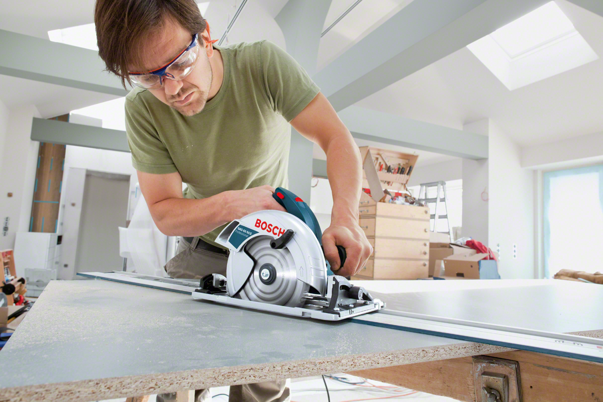 Buy Bosch Professional Circular Saw GKS 65 GCE 0601668900 from Power Tool Services - Image 4 | Best Price