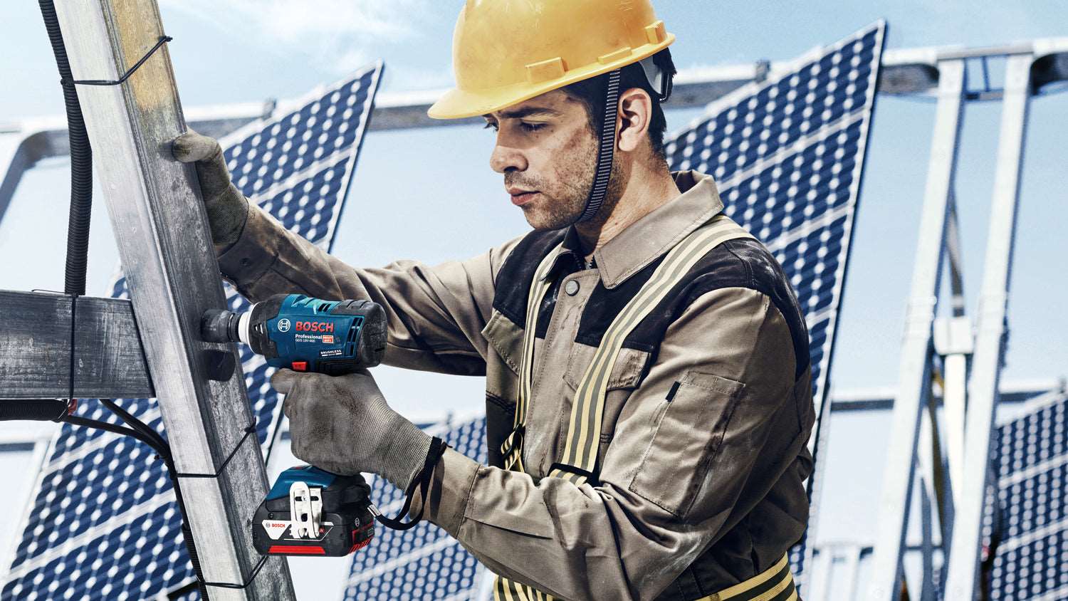 Buy Bosch Professional Cordless Impact Wrench GDS 18V-400 06019K0020 from Power Tool Services - Image 3 | Best Price