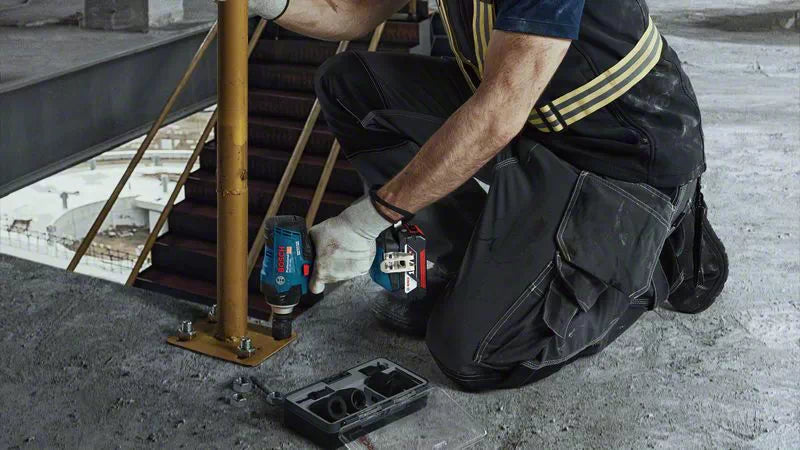 Buy Bosch Professional Cordless Impact Wrench GDS 18V-400 Solo 06019K0021 from Power Tool Services - Image 5 | Best Price