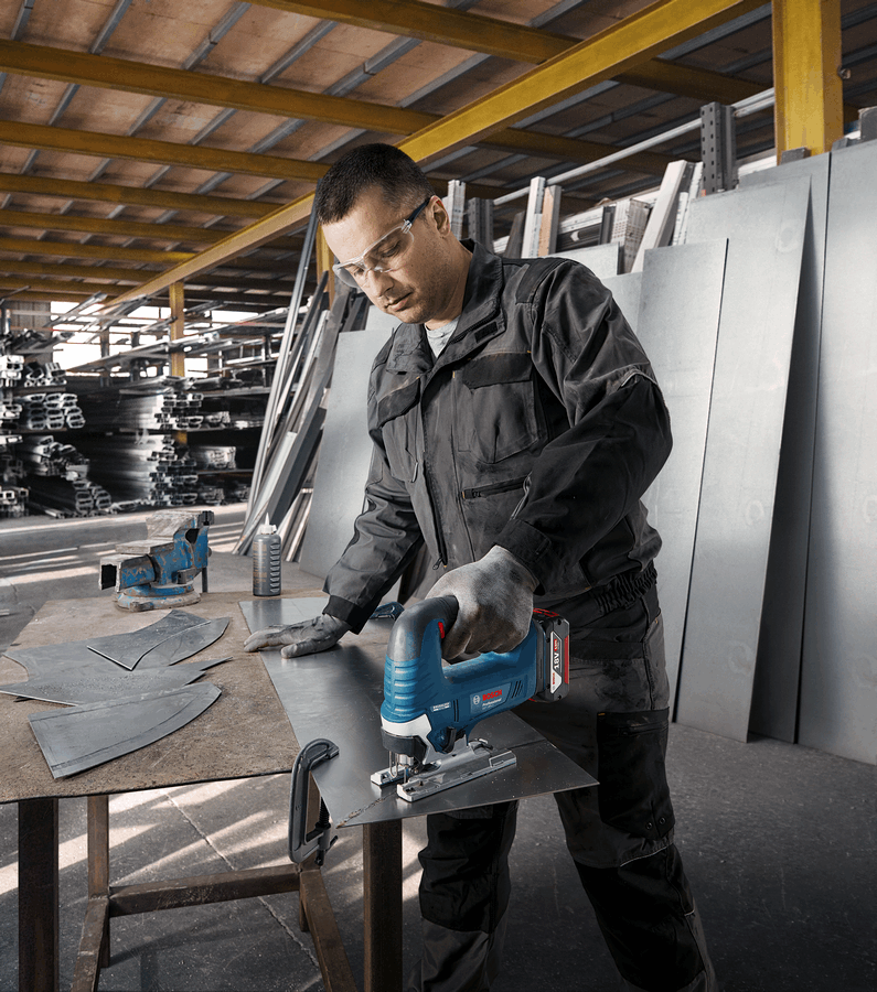 Buy Bosch Professional Cordless Jigsaw GST 185-LI 06015B3021 from Power Tool Services - Image 7 | Best Price