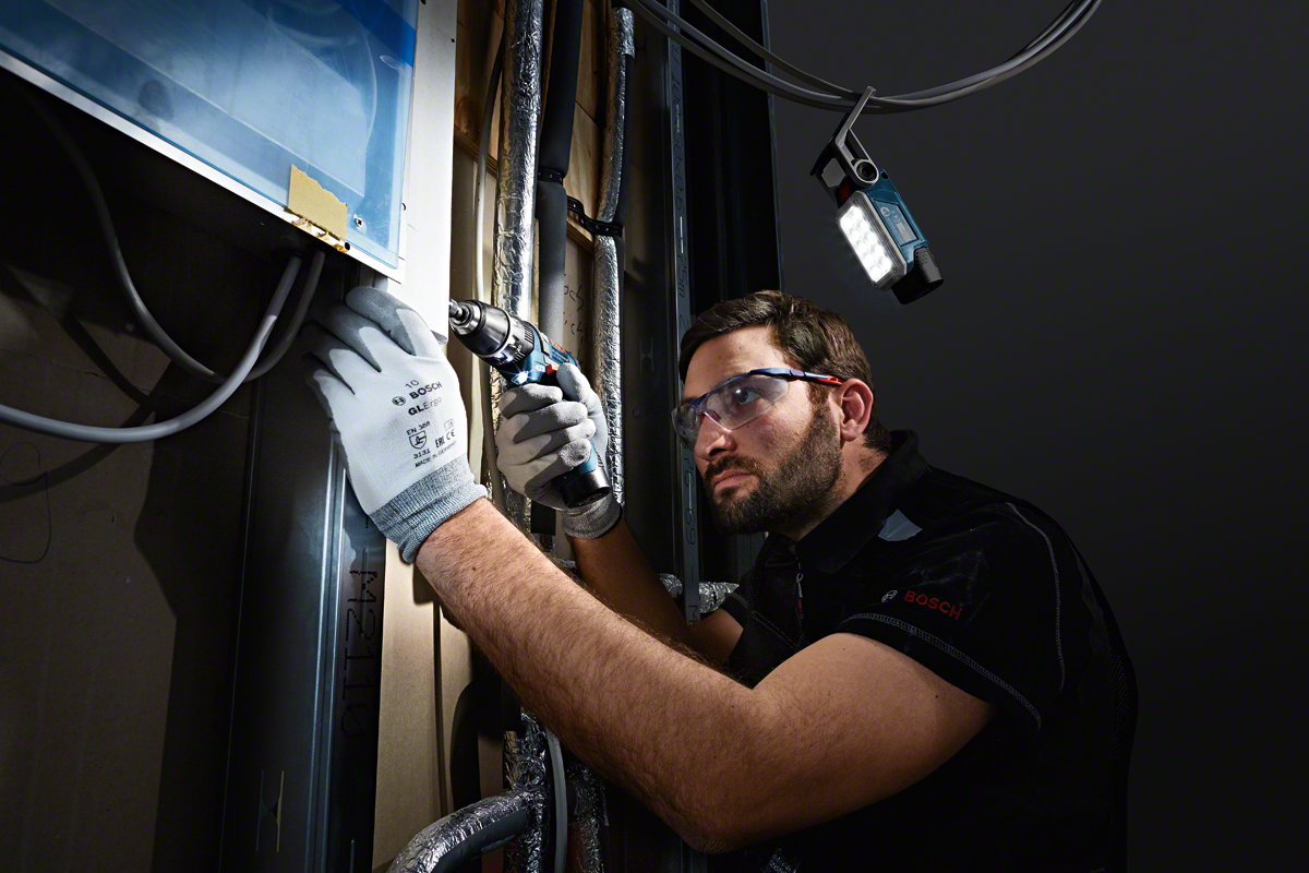 Bosch Professional Cordless Light GLI 12V-330 06014A0000 Power Tool Services