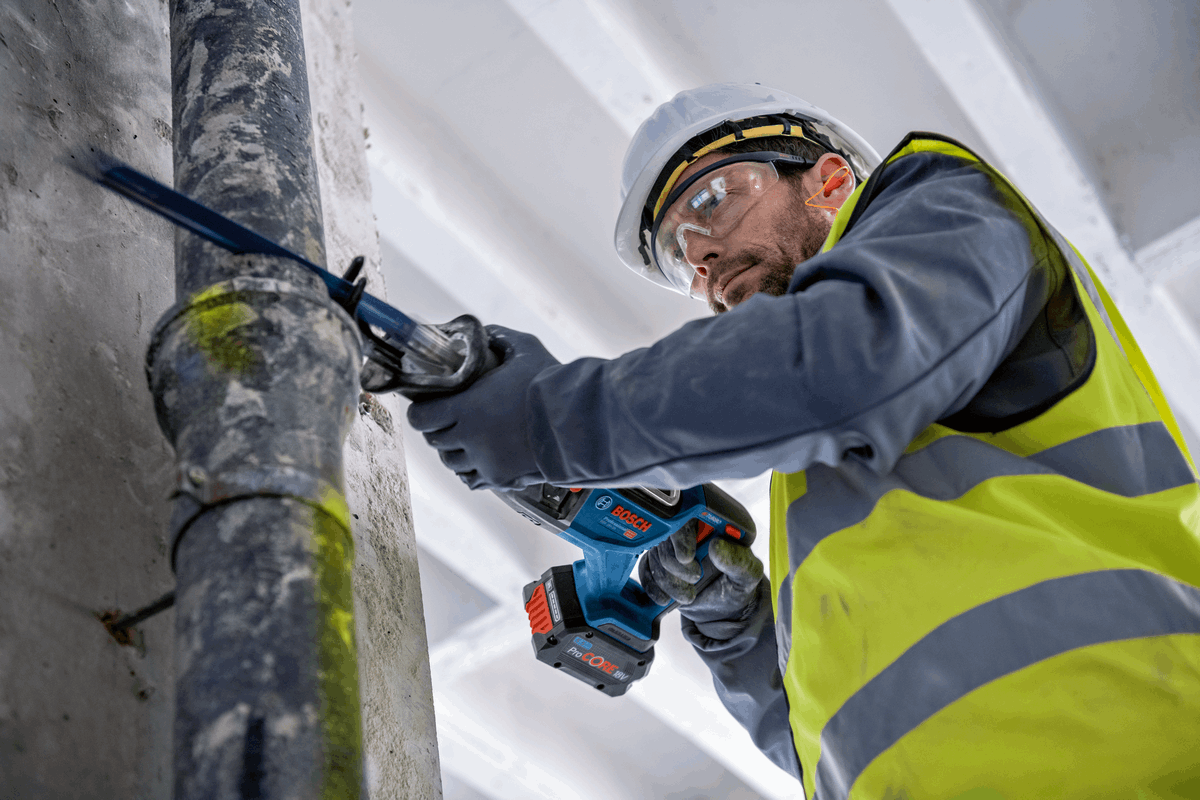 Bosch Professional Cordless Recipro Saw GSA 185 -Li Solo 06016C0020 Power Tool Services