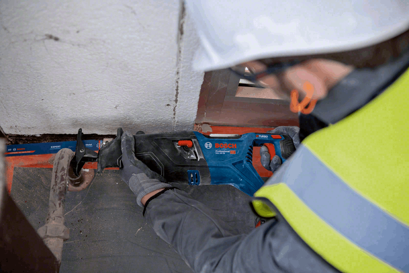 Bosch Professional Cordless Recipro Saw GSA 185 -Li Solo 06016C0020 Power Tool Services