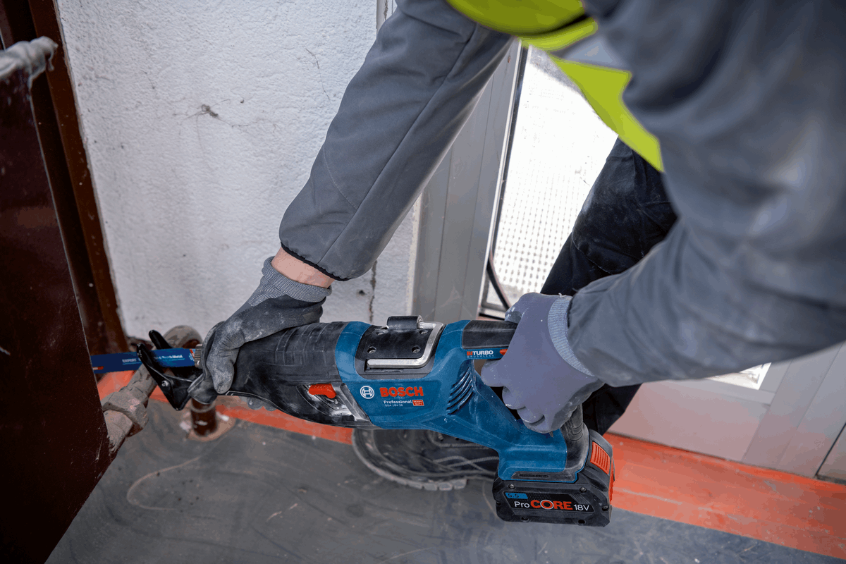 Bosch Professional Cordless Recipro Saw GSA 185 -Li Solo 06016C0020 Power Tool Services