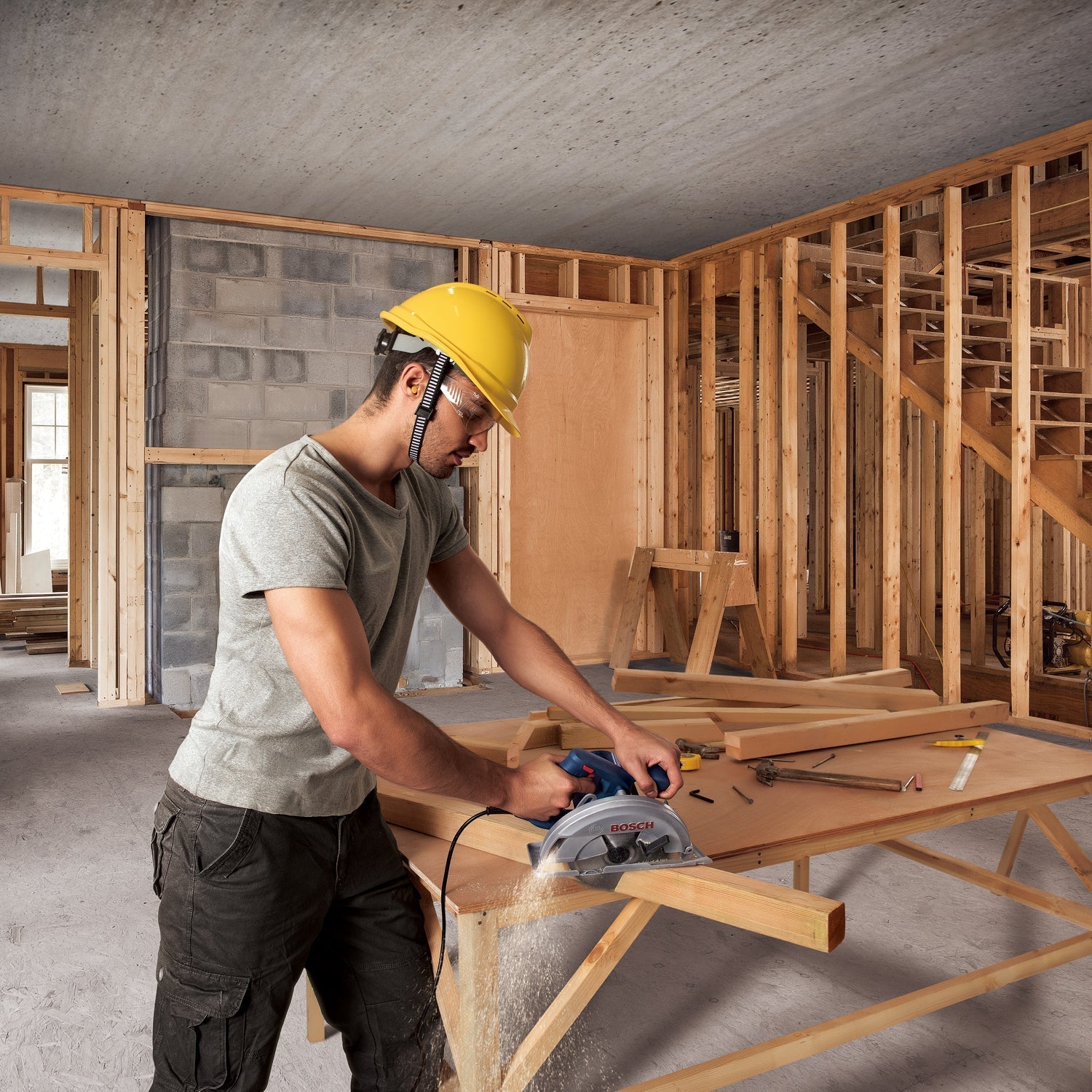 Buy Bosch Professional Hand-Held Circular Saw GKS 140 06016B30K1 from Power Tool Services - Image 4 | Best Price