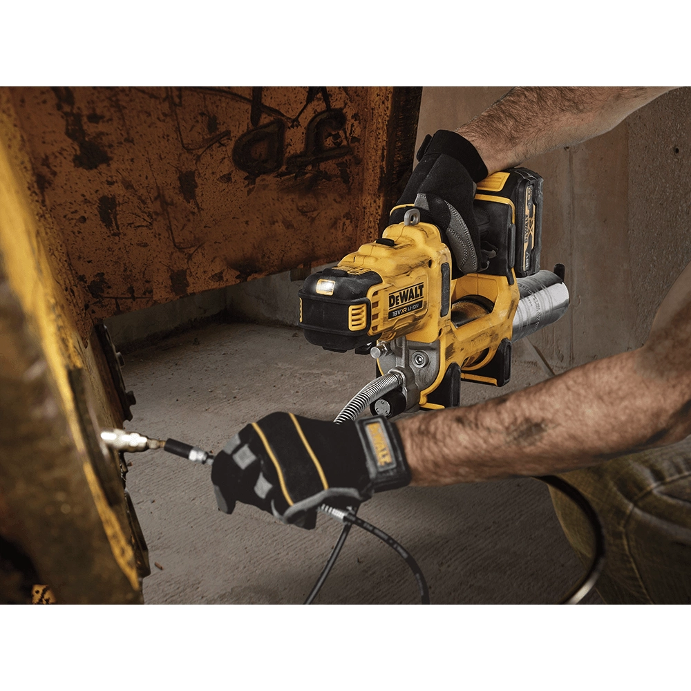 Dewalt 18V Cordless Grease Gun 2-Speed DCGG581P1G 4 - Power Tool Services
