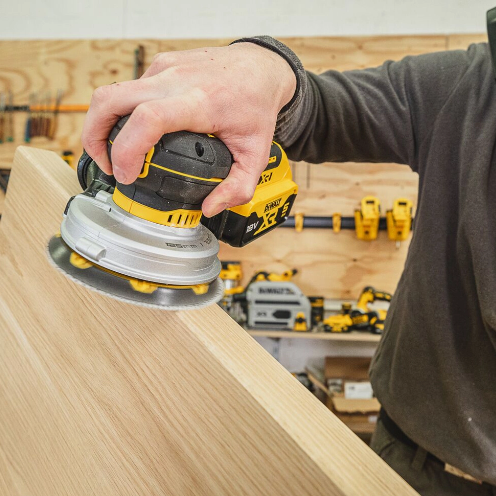 Dewalt 18V XR Brushless 125mm Random Orbit Sander | DCW211NT