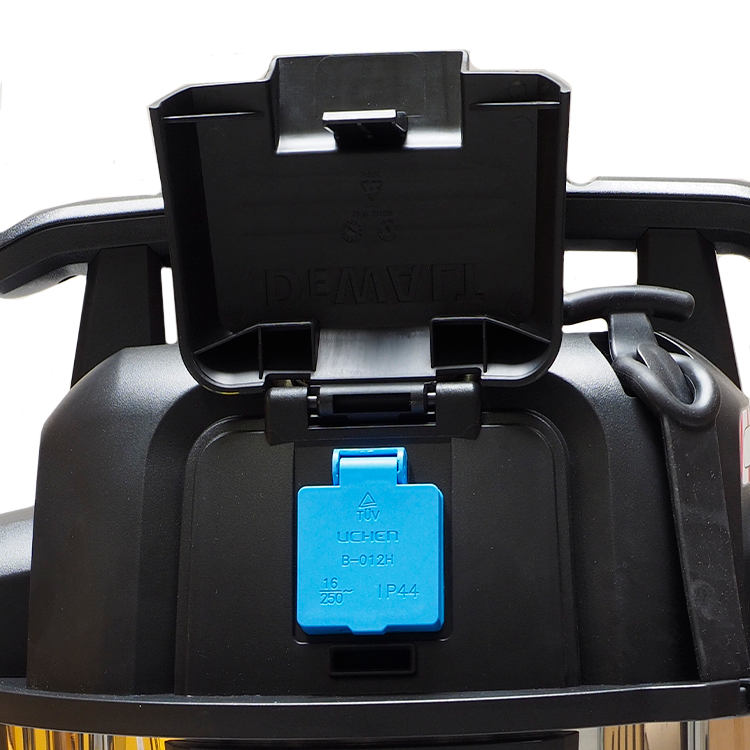 Buy Dewalt Portable 38L Stainless Steel Wet Dry Vacuum Cleaner DXV38SPTA from Power Tool Services - Image 4 | Best Price