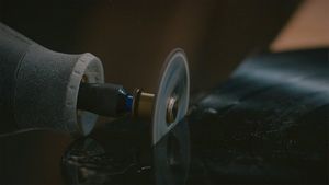 Buy Dremel Cutting Set SC690 2615S690JA from Power Tool Services - Image 6 | Best Price