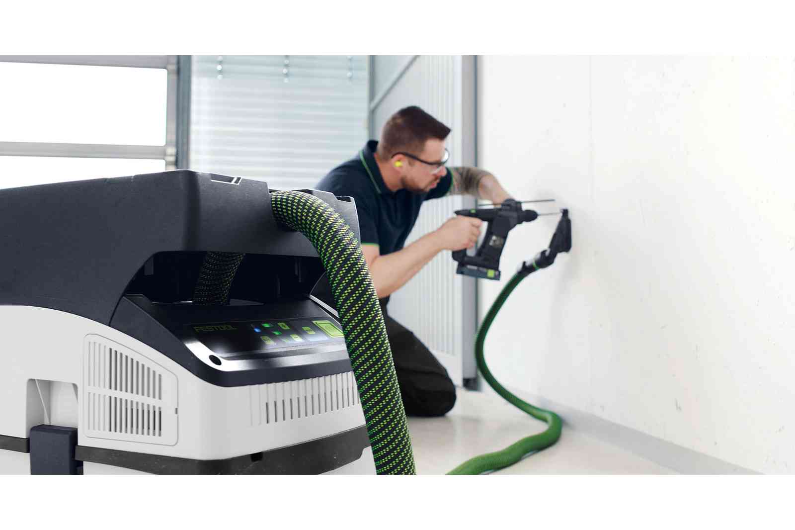 Buy Festool Cordless dust extractor CLEANTEC CTLC MIDI I-Basic 577066 from Power Tool Services - Image 3 | Best Price