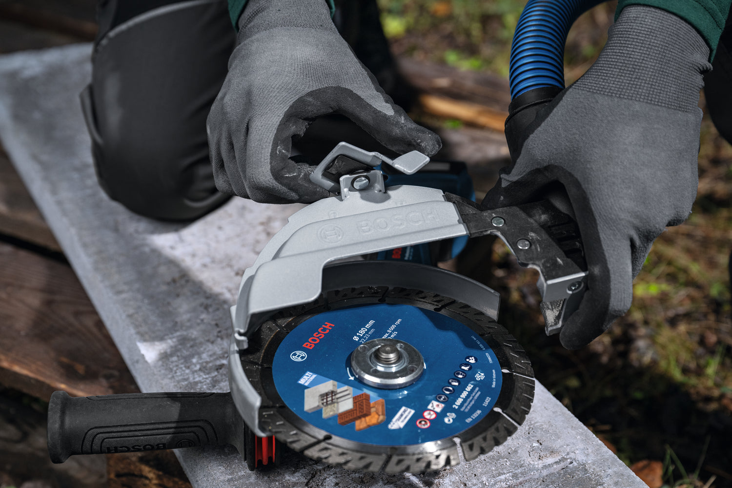 Bosch Suction Hood GDE 180-CG 1600A033ZB 4 - Power Tool Services