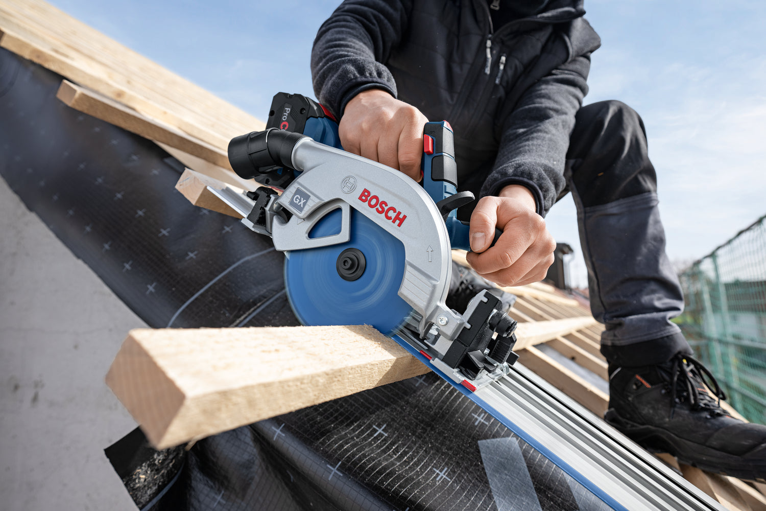 Bosch Professional Cordless Circular Saw GKS 18V-57-2 GX 06016C1000 3 - Power Tool Services