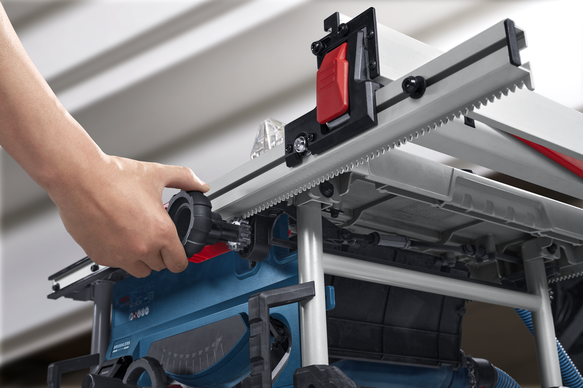 Bosch Professional 18v Cordless Table Saw GTS 18V-70 0601B441K0 13 - Power Tool Services