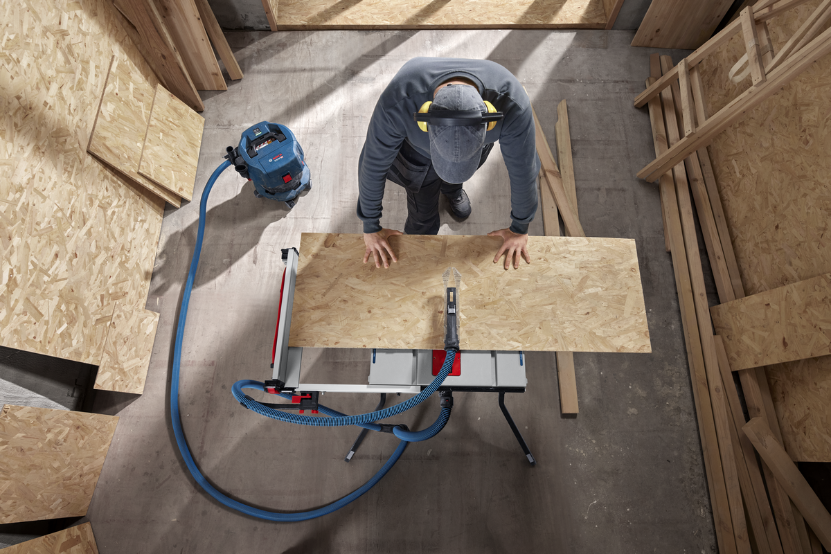 Bosch Professional 18v Cordless Table Saw GTS 18V-70 0601B441K0 4 - Power Tool Services