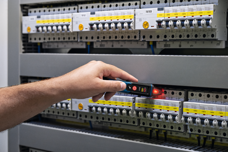 Bosch Professional Non-contact voltage tester GVD 1000-17 0601077000 6 - Power Tool Services