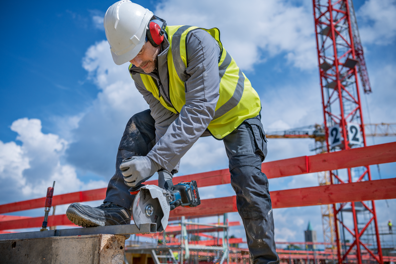 Bosch Professional Cordless Angle Grinder BITURBO 06019H6L01 3 - Power Tool Services