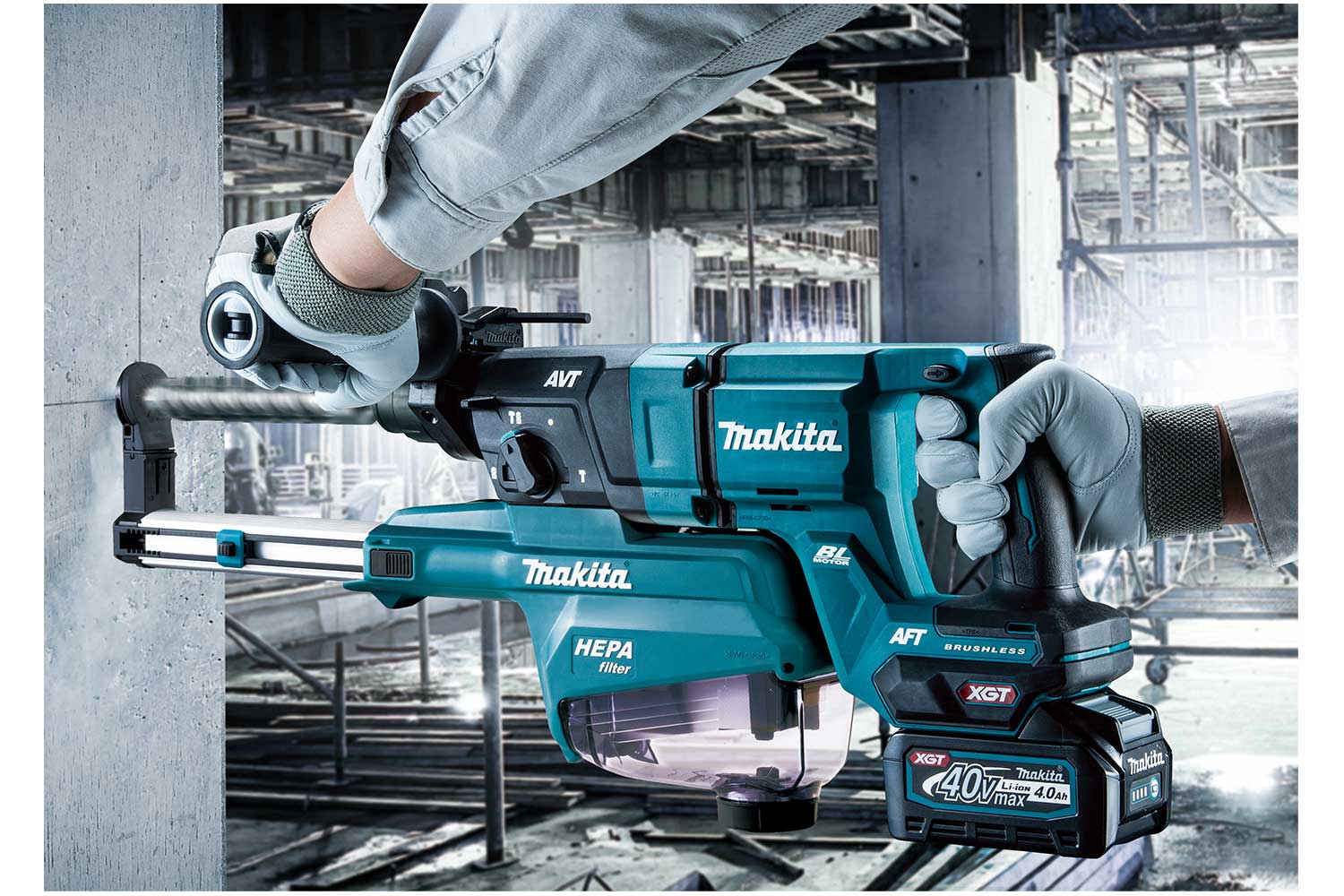 Makita 40V XGT Cordless 28mm SDS-Plus Combination Hammer HR007GZ 7 - Power Tool Services