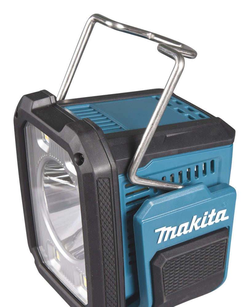 Makita 40V XGT Cordless LED Search Light / Spotlight ML007G 7 - Power Tool Services