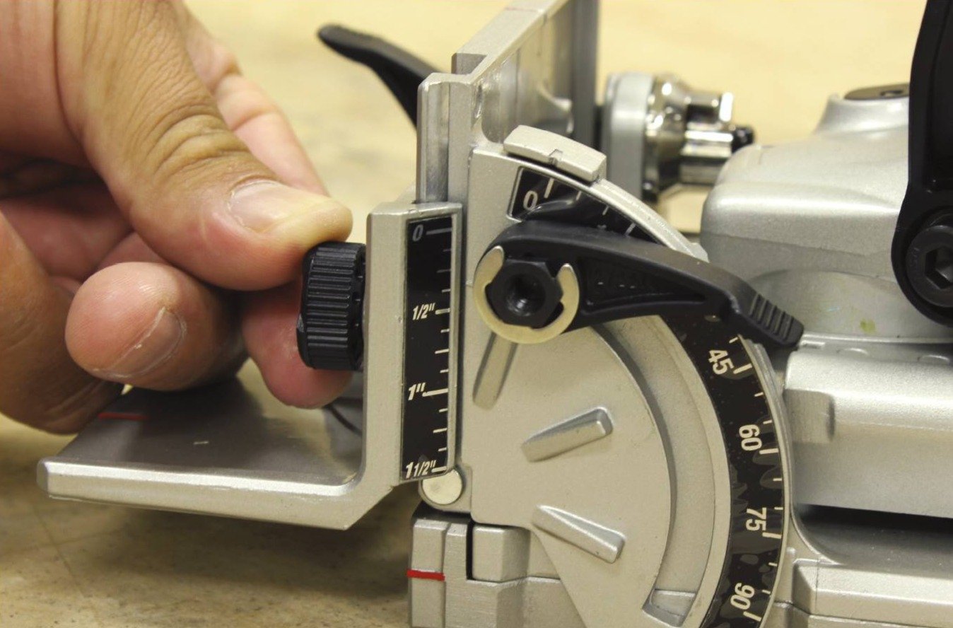 Buy Makita 18V Cordless Biscuit Joiner DPJ180ZJ Solo from Power Tool Services - Image 8 | Best Price