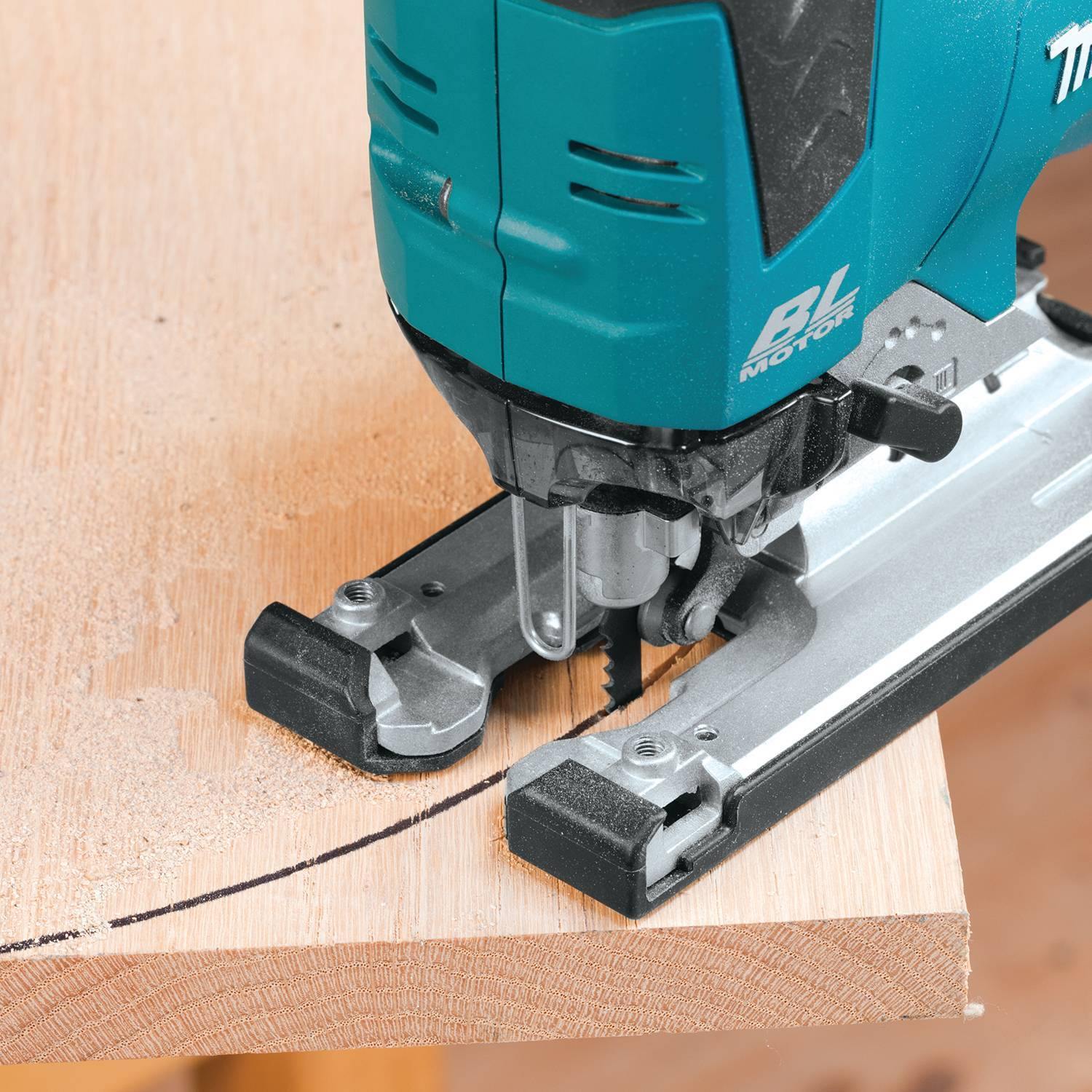 Buy Makita 18V Cordless Brushless JigSaw DJV182ZK Solo from Power Tool Services - Image 3 | Best Price