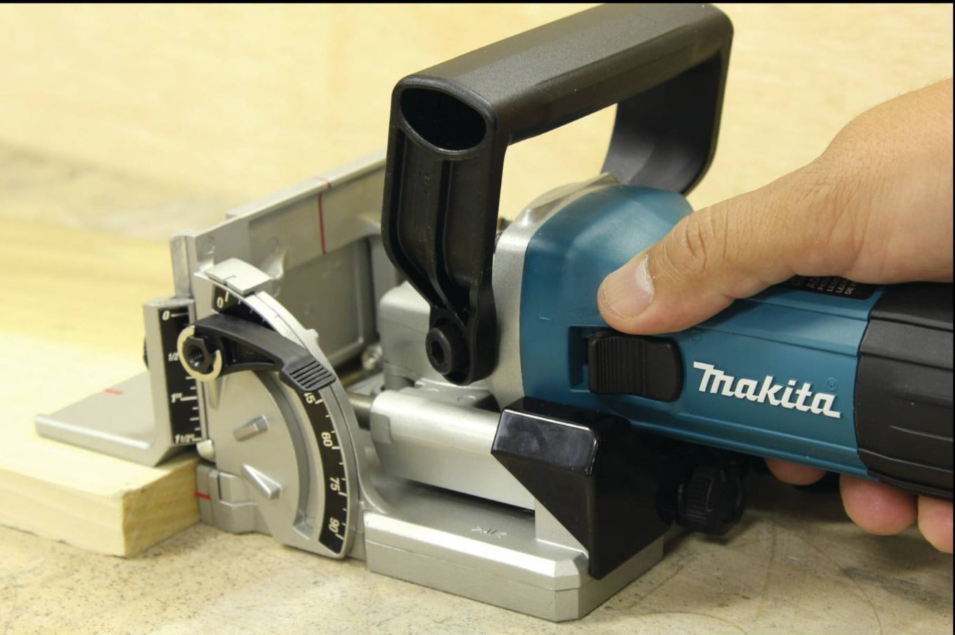 Buy Makita Biscuit Joiner PJ7000 from Power Tool Services - Image 10 | Best Price