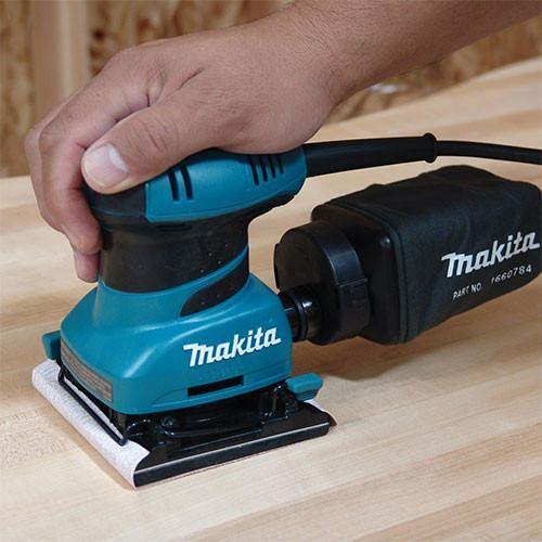 Buy Makita Finishing Sander (200W) BO4555 from Power Tool Services - Image 4 | Best Price