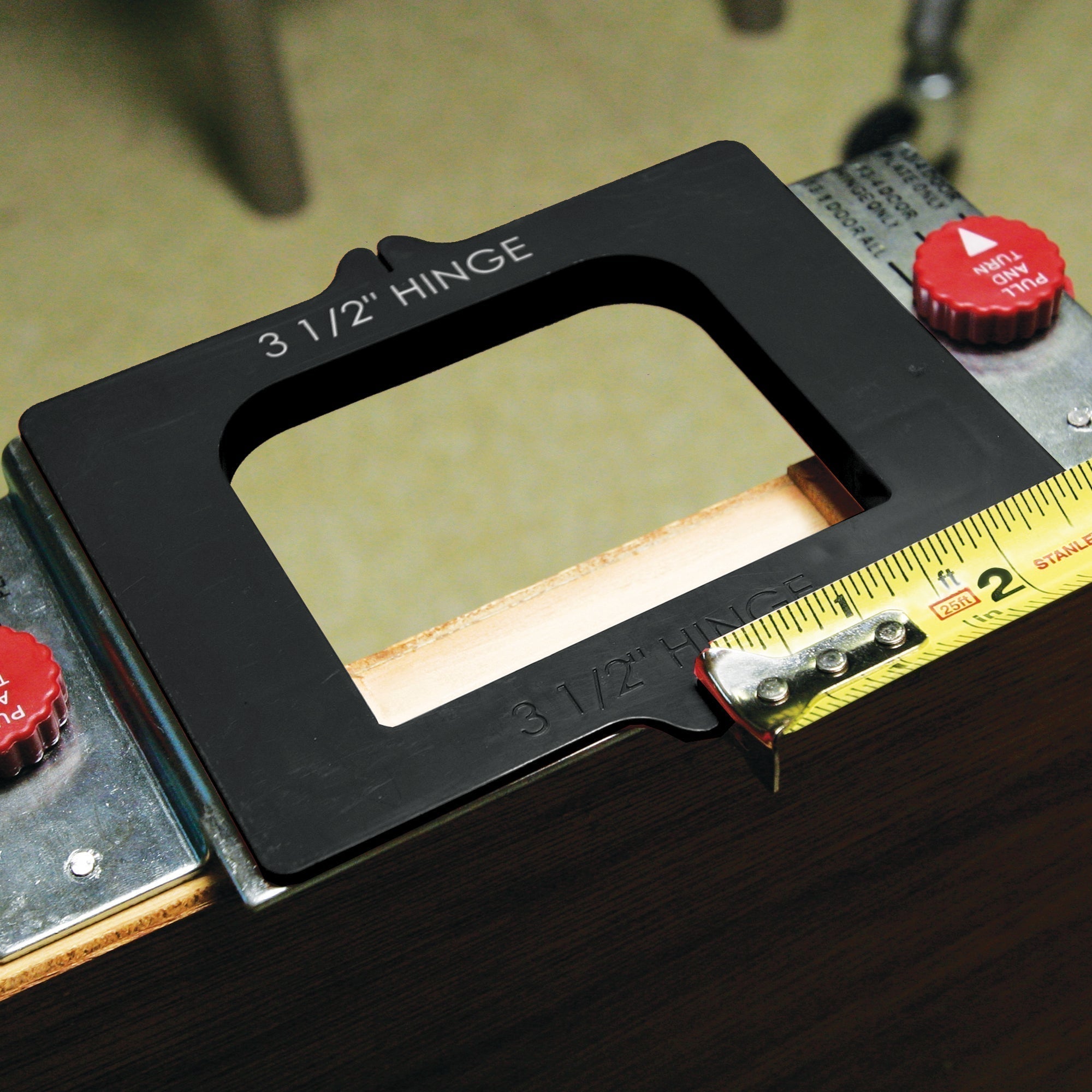 Buy Milescraft Hinge Mate 350 1220 from Power Tool Services - Image 2 | Best Price