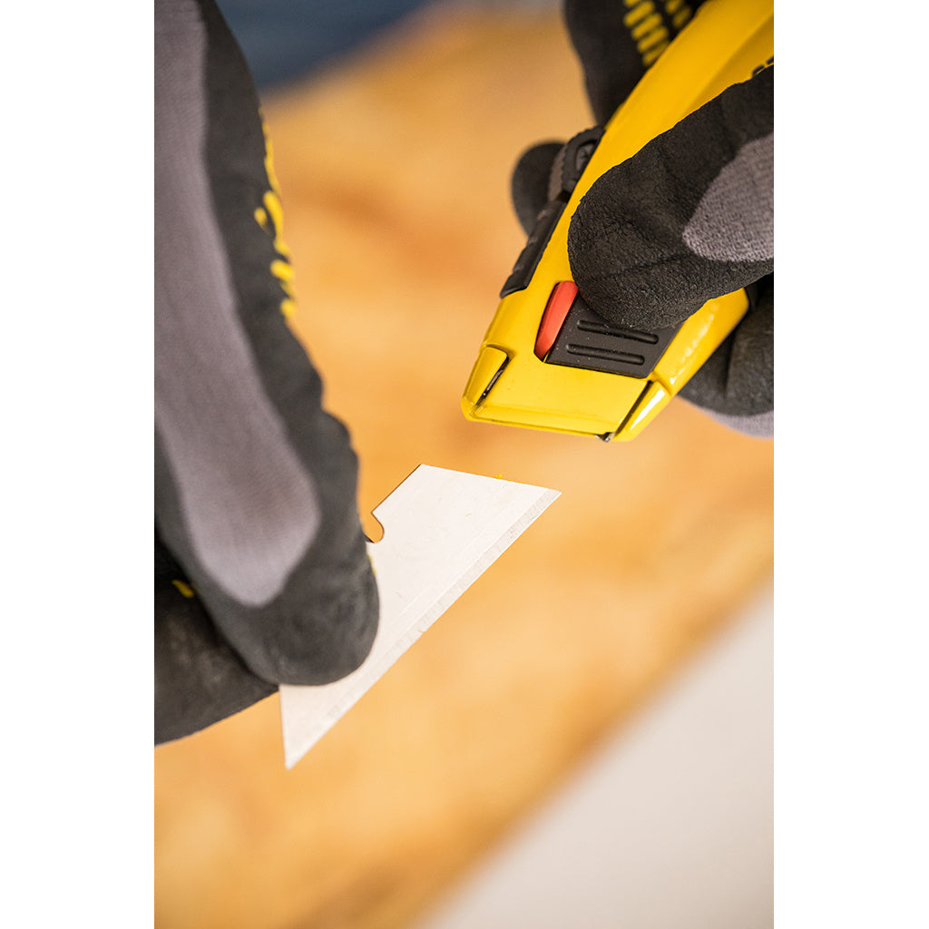 Buy Stanley Fatmax Retractable Utility Knife 0-10-778 from Power Tool Services - Image 6 | Best Price