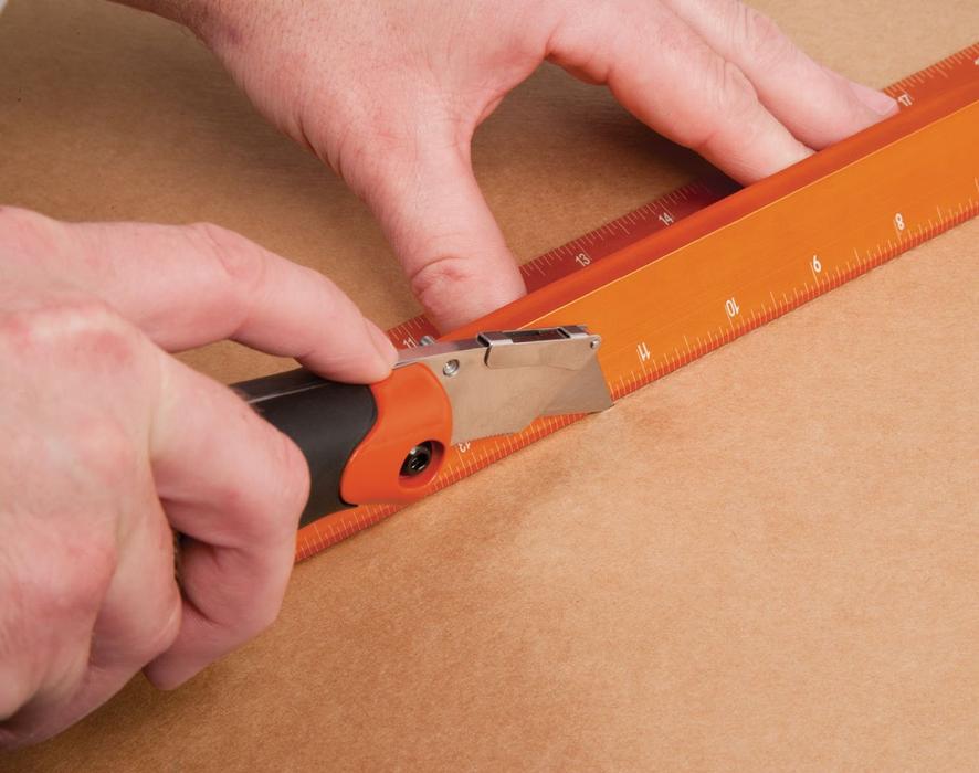 Buy Swanson Savage 121cm Metric Non-Marring Straight Edge SVE121 from Power Tool Services - Image 4 | Best Price